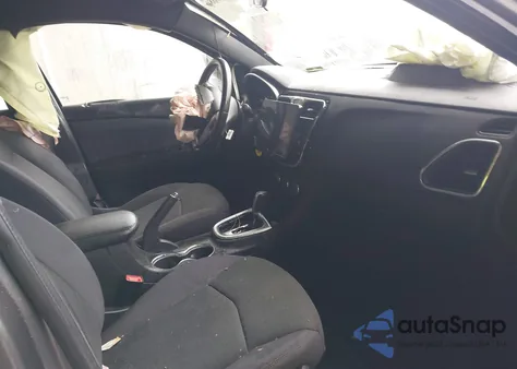 2012 Chrysler 200 Touring z USA, uszkodzony, nr VIN 1C3CCBBB5CN188704